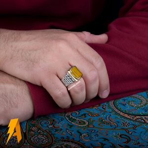 انگشتر نقره مردانه عقیق زرد و دعای شرف الشمس کد ۲۷۷۷