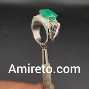 انگشتر نقره مردانه دست‌ساز زمرد زامبیا آفریقایی مخراج الماس طبیعی کد ۱۱۴۱۲